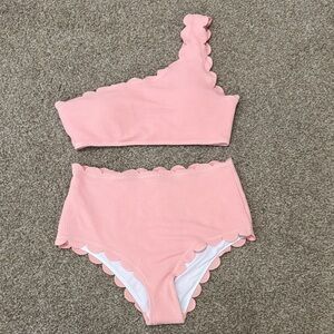 NWOT Scallop Two-Piece, size M